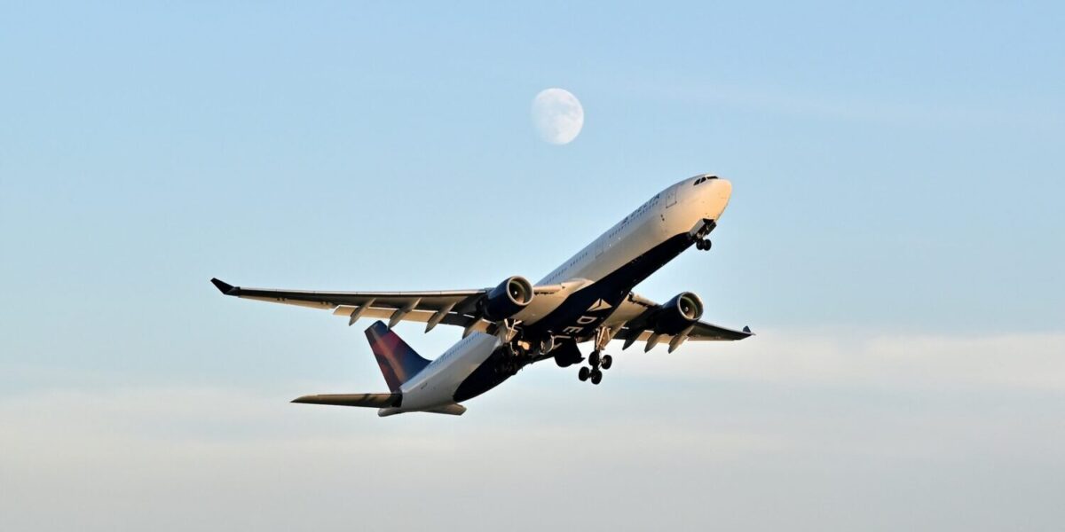 Want to Fly Delta? Skip SkyMiles, Use This Workaround for Huge Savings