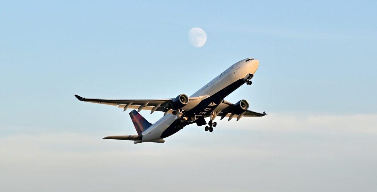 Delta Does It Again: SkyMiles Flash Sales are Officially Back