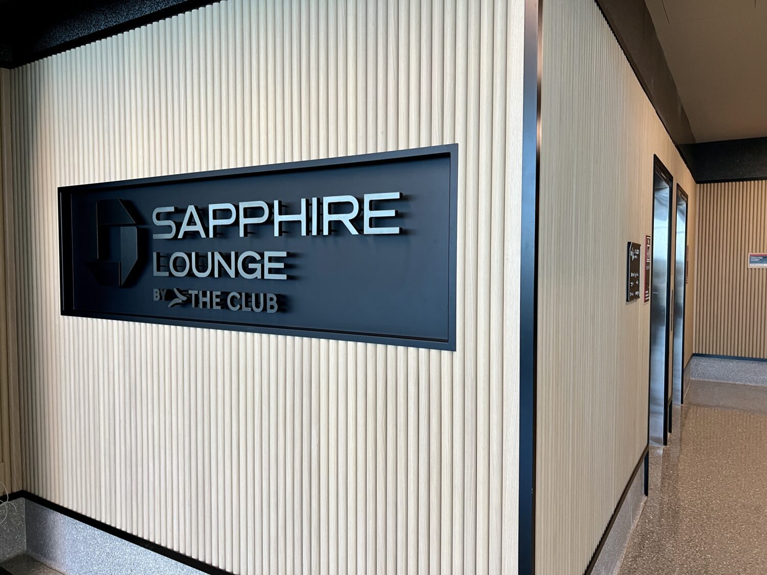 chase sapphire lounge boston elevators