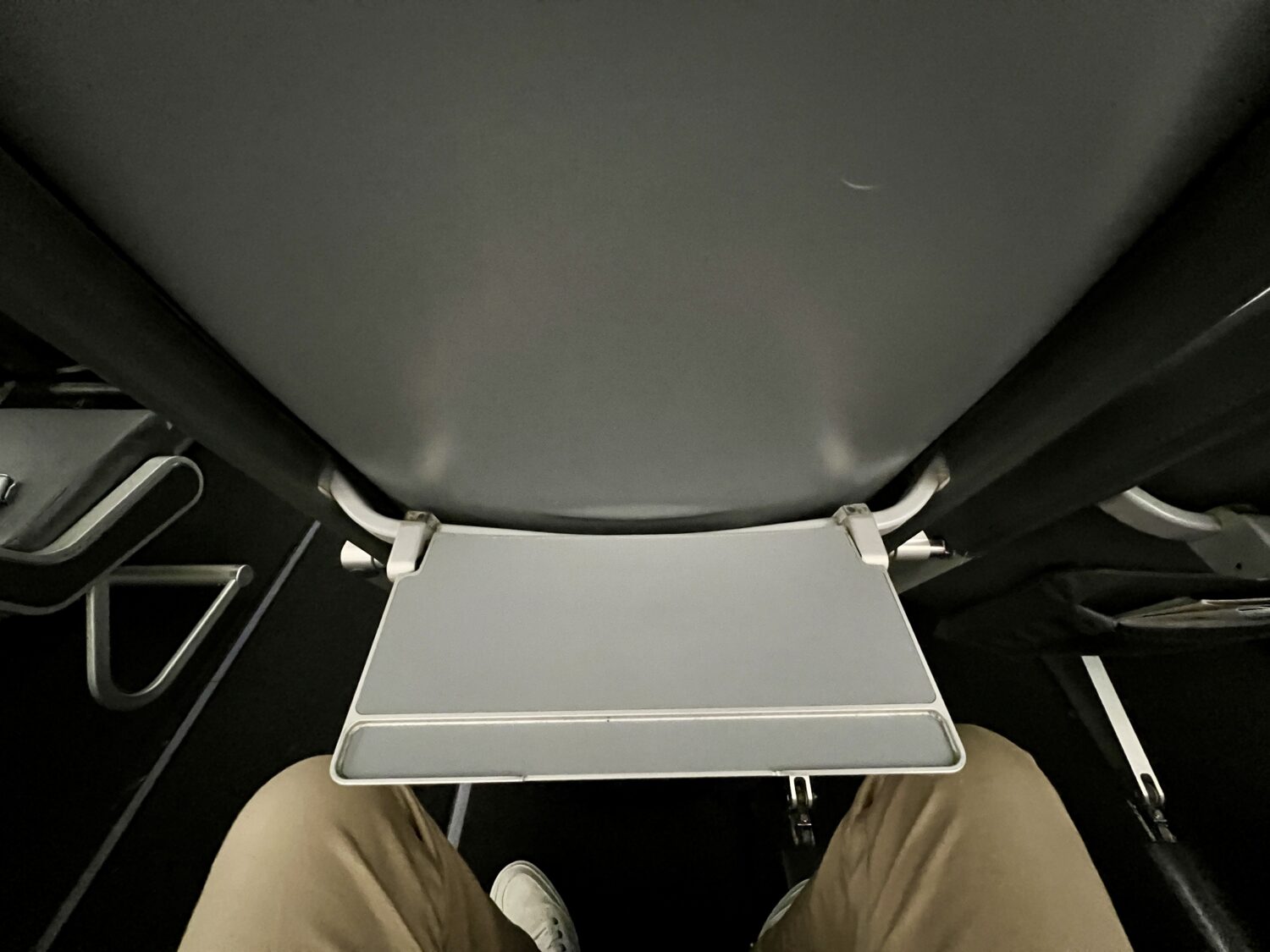 frontier airlines seat tray table