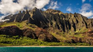 fly Delta to the mountains in Hawaii