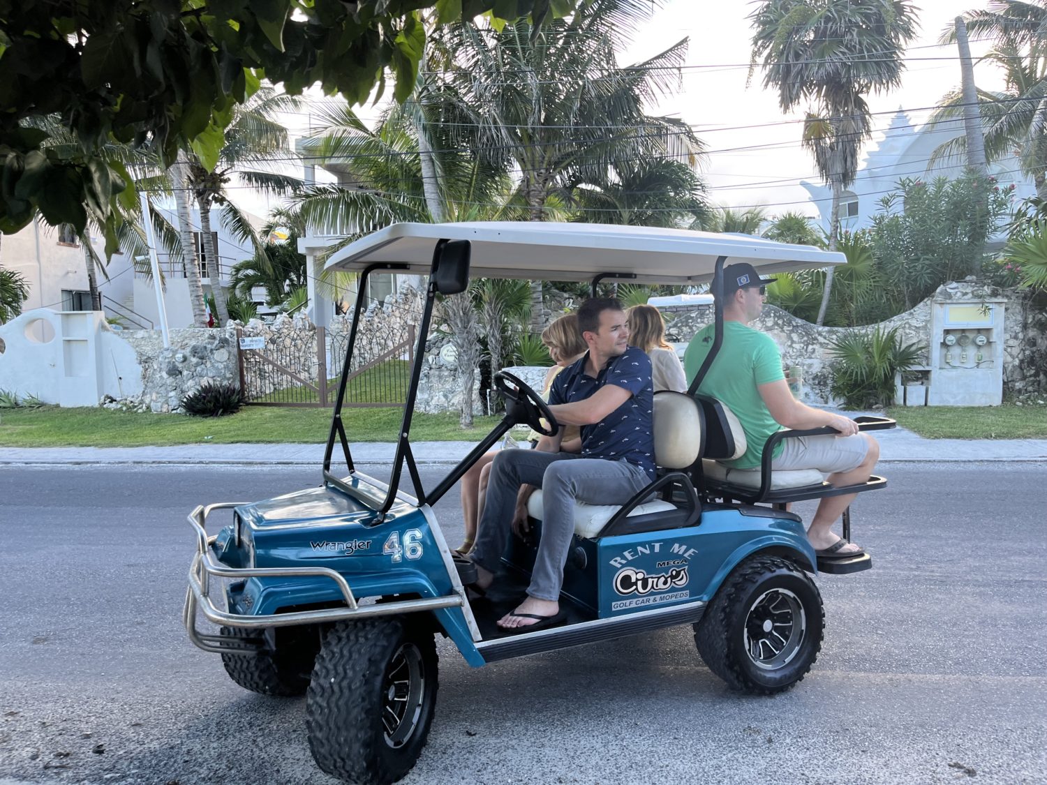 Isla Mujeres golf cart rental