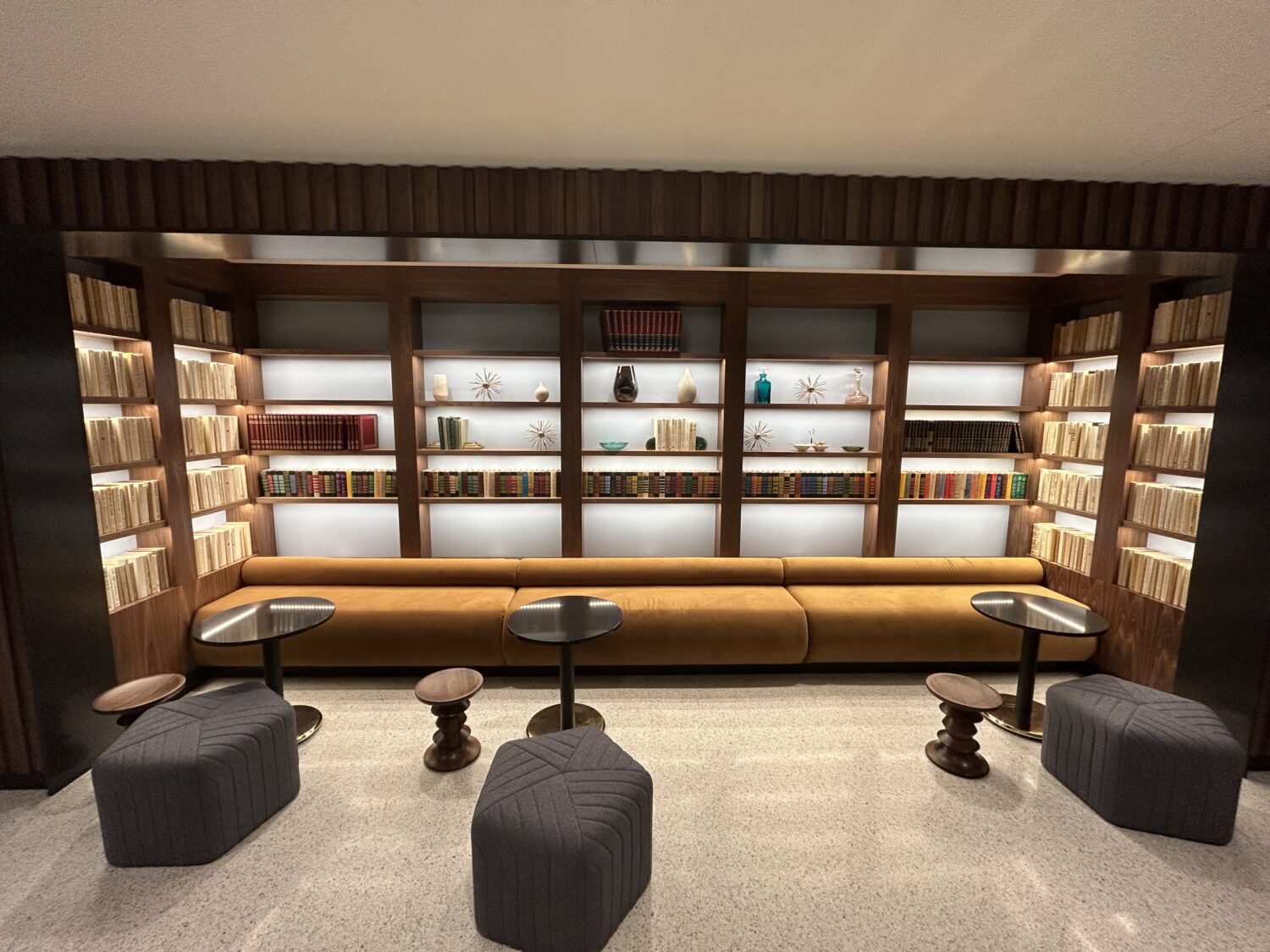 Hotel Indigo library