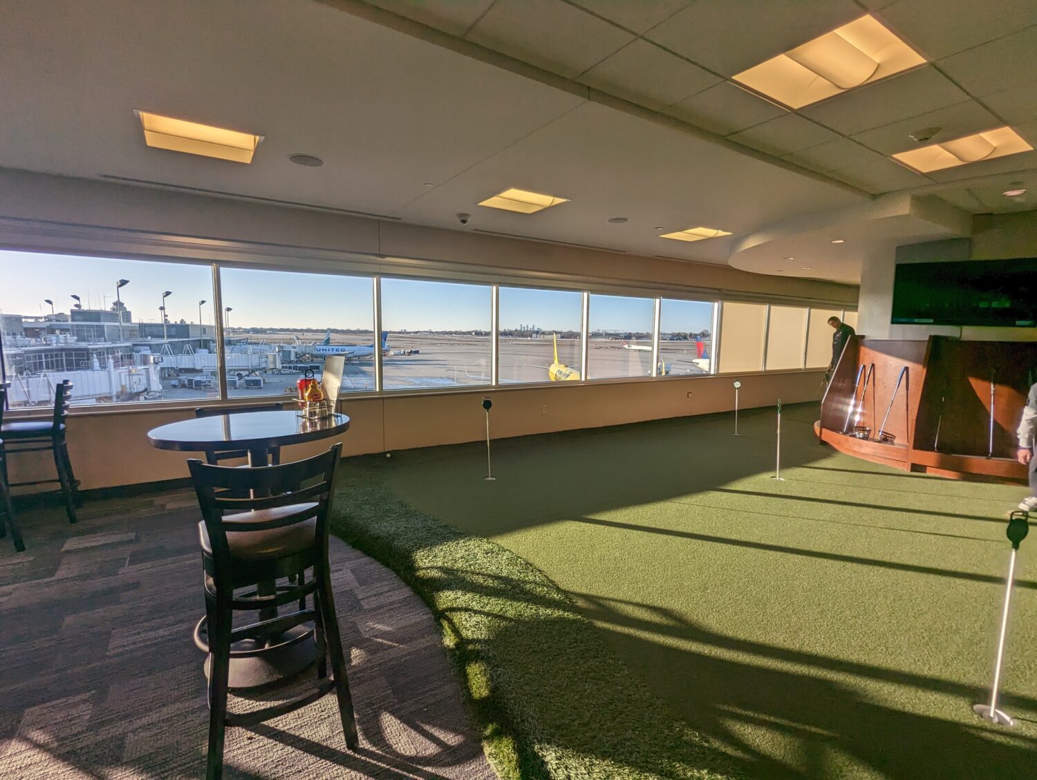 PGA MSP Lounge windows